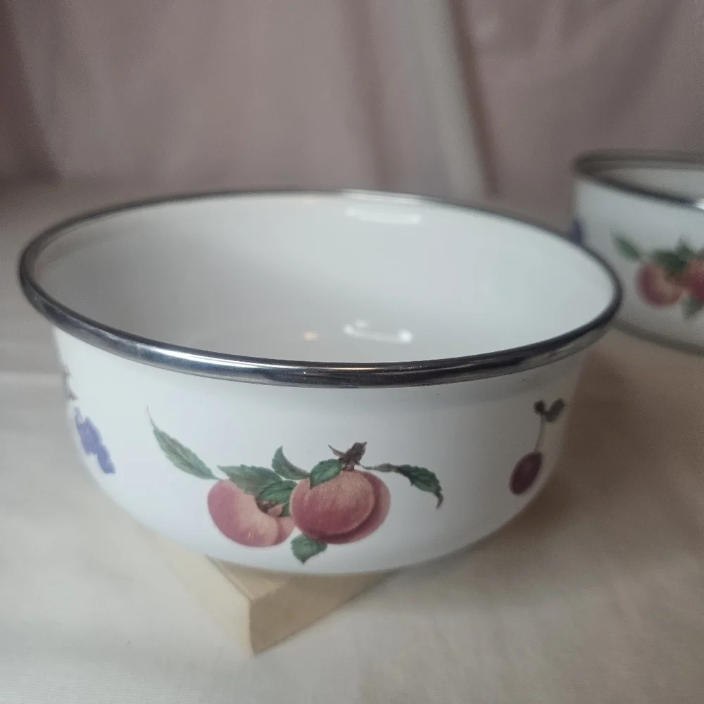 Vintage Enamel Fruit Bowls - Set Of 3 - Cherry, Raspberry, Apple, Grape, Peach